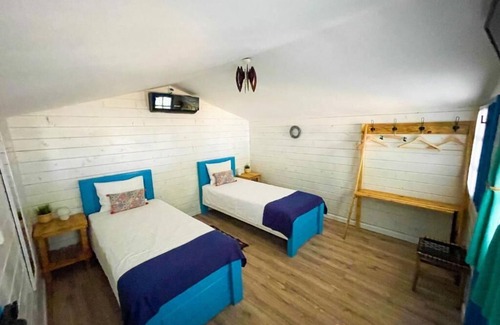 Plopul Cama Y Desayuno | Relaxing bed & breakfast retreat in Murighiol with modern amenities