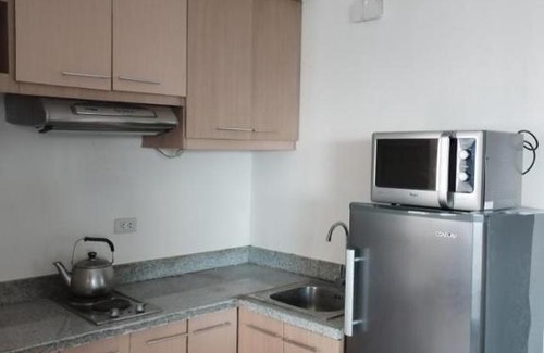 Wack-Wack Greenhills Apartamento | Relaxing Big Studio Bedroom