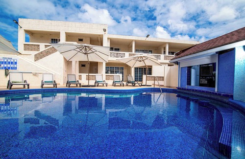 St. Lawrence Gap Apartamento | Relaxing Boutique Stay Near Beaches and Nightlife