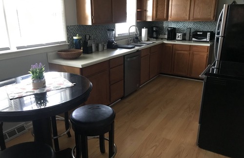 Mount Airy Casa | Relaxing County Feel Close to “Mayberry” Pet Friendly