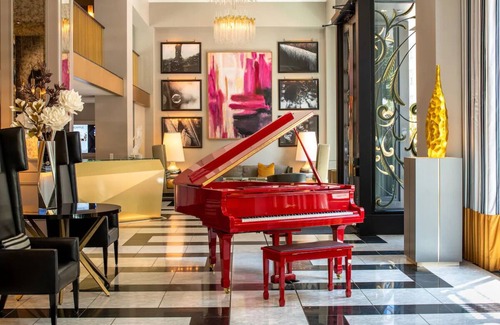 Little Saigon Hotel | Relaxing Couple Stay w/ Access to Union Square