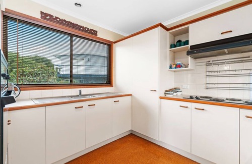 Loch Sport Casa | Relaxing family home with lake front views. Pets welcome
