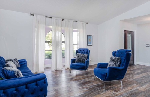 Trafalgar Casa | Relaxing Family Southern Retreat