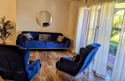 Trafalgar Casa | Relaxing Family Southern Retreat
