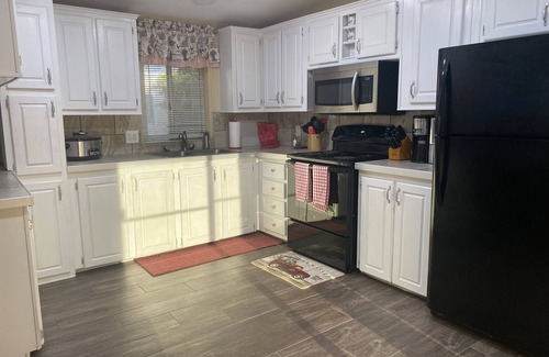 Fortuna Foothills Casa | Relaxing Foothills Home RV Hookup and Parking