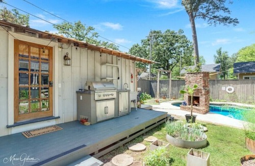 Broadmoor Cabaña | Relaxing garden cottage with sauna