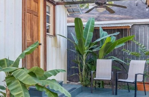 Broadmoor Cabaña | Relaxing garden cottage with sauna