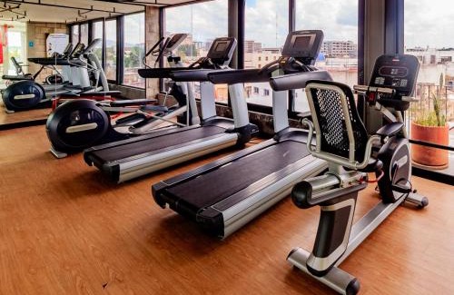 Downtown Guadalajara Apartamento | Relaxing Getaway Loft w Gym Coworking 2BD