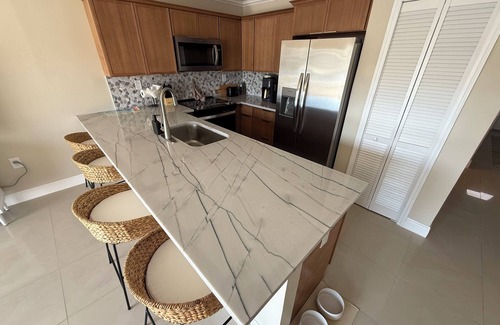 Belle Vista Condominio | Relaxing Getaway Beach Condo in St. Pete Beach