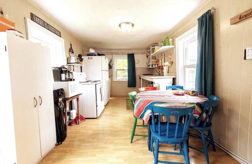 Marion Bridge Cabaña | Relaxing Island Cottage on 3 acres w/ ocean view