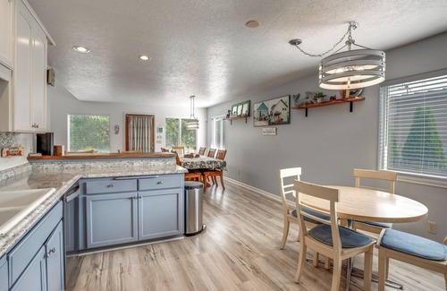 Lincoln City Casa | Relaxing Lincoln City Coastal Escape Near Beach!