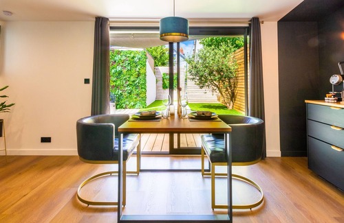 Perverie Casa | ❤️ Le Secret - Private Jacuzzi - Romantic night in Nantes