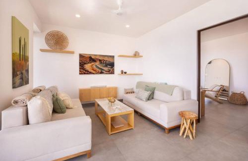 Cerritos Apartamento | Relaxing Oceanside Penthouse with Stunning Views