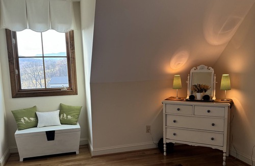 Rockbridge Baths Apartamento | Relaxing retreat in absolutely gorgeous apartment in country estate