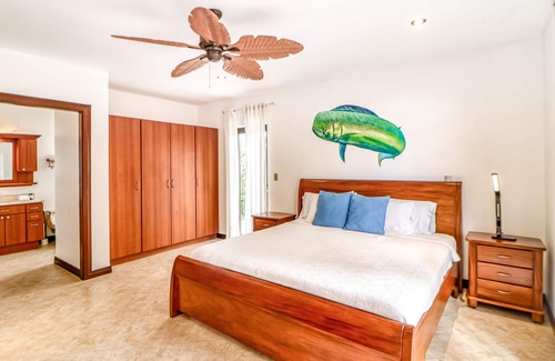 Barrio Los Faroles Condominio | Retiro relajante en complejo frente al mar con piscina compartida y vistas al mar