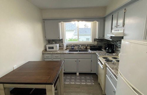 Cedar Rapids - Iowa City Apartamento | Relaxing Space