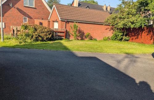 Bleary Apartamento | Relaxing Stay in Craigavon at Power-Quinn English