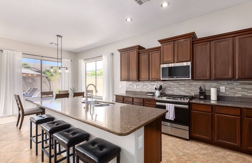 Surprise Farms Casa | Relaxing stay with FREE heated pool! The Rimrock Retreat