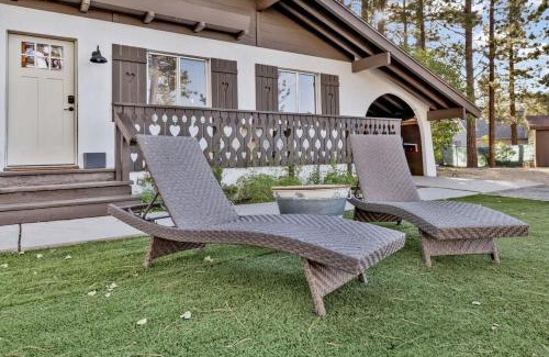 Big Bear Casa | Relaxing Woodside Cottage at Shay Meadow Ranch