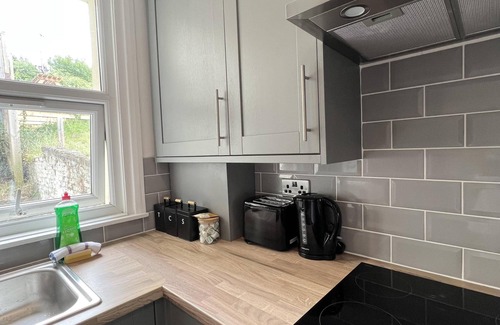 Eccles Casa | Remarkable 2-bed House in Rochester
