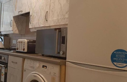 Brondesbury Park Apartamento | Remarkable 2-bedroom Apartment With an Ensite