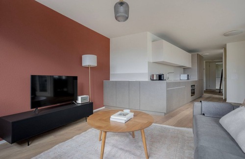 Enge Apartamento | Remarkable Enge 2BR w/ Storage & W/D, nr Local Market, by Blueground