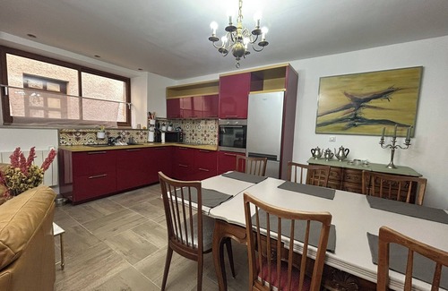 Bretenoux Casa | Remarkable house from XVIth, renovated, ideal pied-à-terre for visiting the LOT.