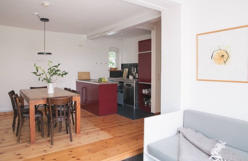 Werder Apartamento | Remise ground floor - garden apartment with wood-burning stove and terrace