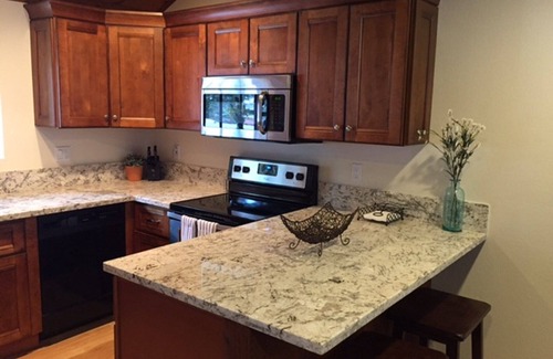Mammoth Lakes Casa | REMODELADO 2 HAB. + LOFT / 2. 25 BA (8 plazas) en Mammoth Lakes - Woodlands Complex