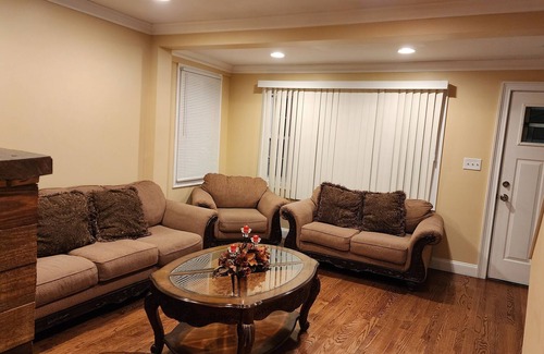 East Orange Casa | Remodeled 3 bedroom 1.5 bathroom house