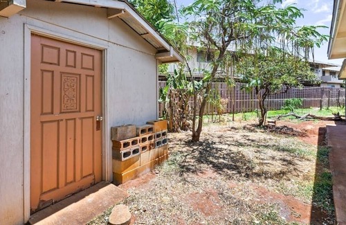 Ewa Casa | Remodeled 5 bdrm Home, w/2 separate living units