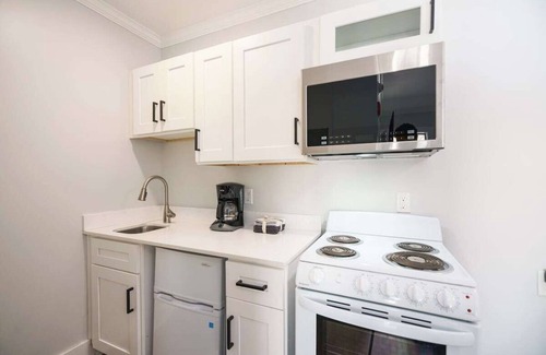 Miramar Beach Casa | Remodeled Beach Hotel w/ Pool 4N