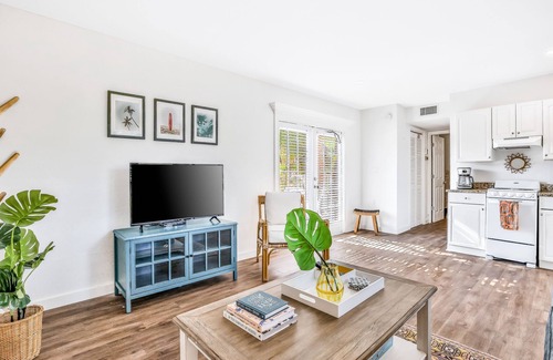 Anna Maria Casa | Remodeled Coastal Retreat in Anna Maria, FL – Steps from the Beach!