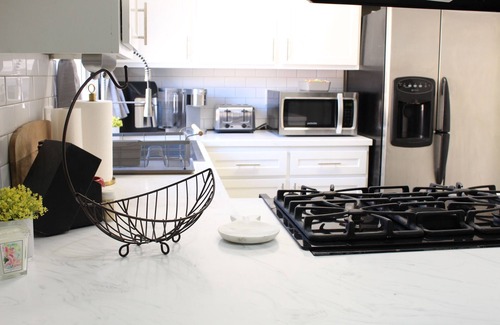 Santa Maria Casa | Remodeled cozy home - 2 mins from hospital and 15 mins from VAF base-