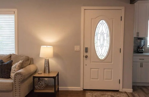 Turlock Casa | Remodeled + Fully Equipped + Big Backyard