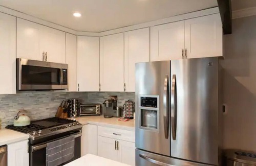 Turlock Casa | Remodeled + Fully Equipped + Big Backyard