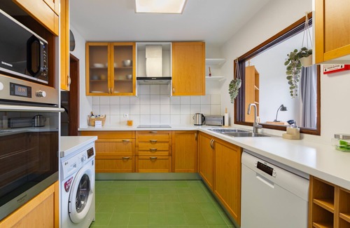 Fundao Apartamento | Remodeled historical apartment in the City center