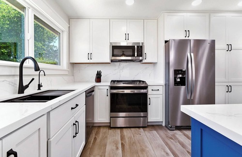 Lompoc Casa | Remodeled Luxurious Home
