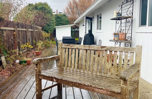 Pacific Casa | Remodeled Mid-Century Charm, Close To Arcata Plaza
