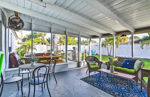 South Pinellas Community Council Casa | Remodeled St Petersburg Retreat with Hot Tub!