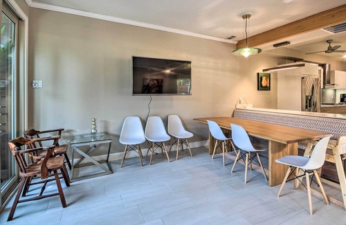 Boulevard Oaks Casa | Family-Friendly Houston Home w/ Private Backyard!