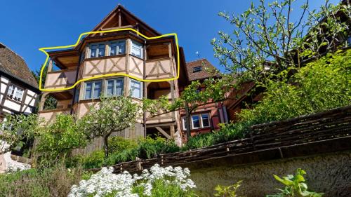 Riquewihr Apartamento | Remparts de Riquewihr - Le Grand Cerf