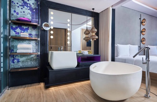 Kampial Hotel | Renaissance Bali Nusa Dua Resort