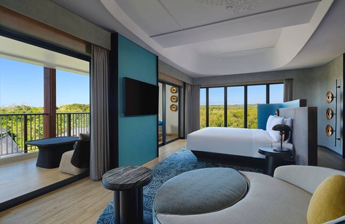 Kampial Hotel | Renaissance Bali Nusa Dua Resort