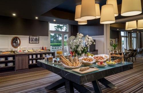 Rueil-Malmaison Hotel | Renaissance Paris Hippodrome de St. Cloud Hotel