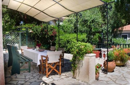 Vasilikos Casa | Renard Bleu Homes