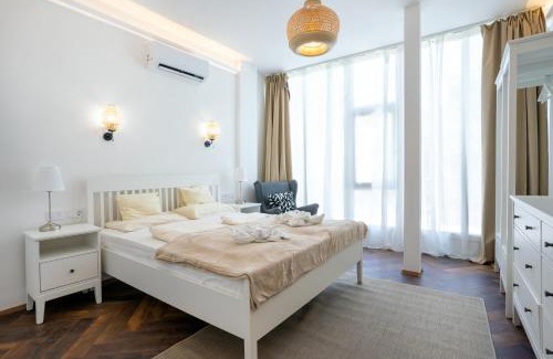 Siofok Aranypart Hotel | Renegade Hotel