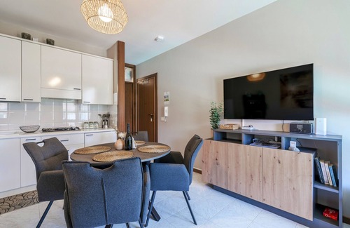 Montioni Apartamento | Renewed apartment "Bon Bon 2" with garage, wifi, airco, pool