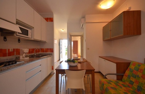 Bibione Apartamento | Apartamento reformado en residencia con piscina de Beahost Rentals