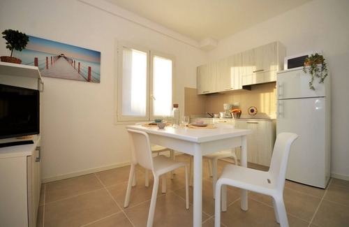 Bibione Apartamento | Apartamento reformado con jardín vallado en Bibione